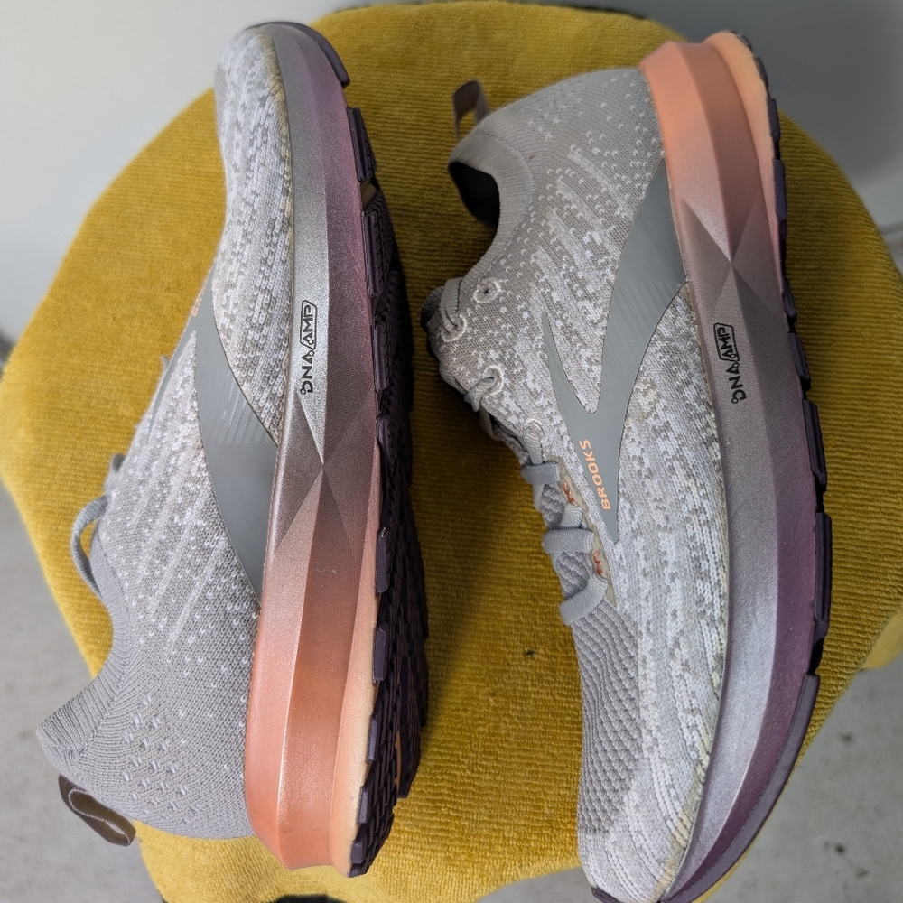 Brooks Women's Gray Running Shoes